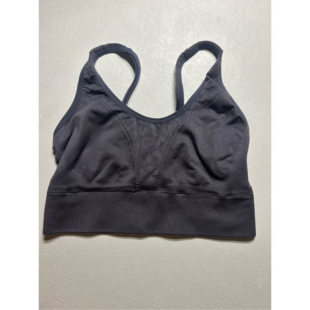 Victoria Secret light weight bra size M
